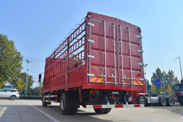 美狮贵宾会品鉴：东风柳汽乘龙M3，时效绿通优选